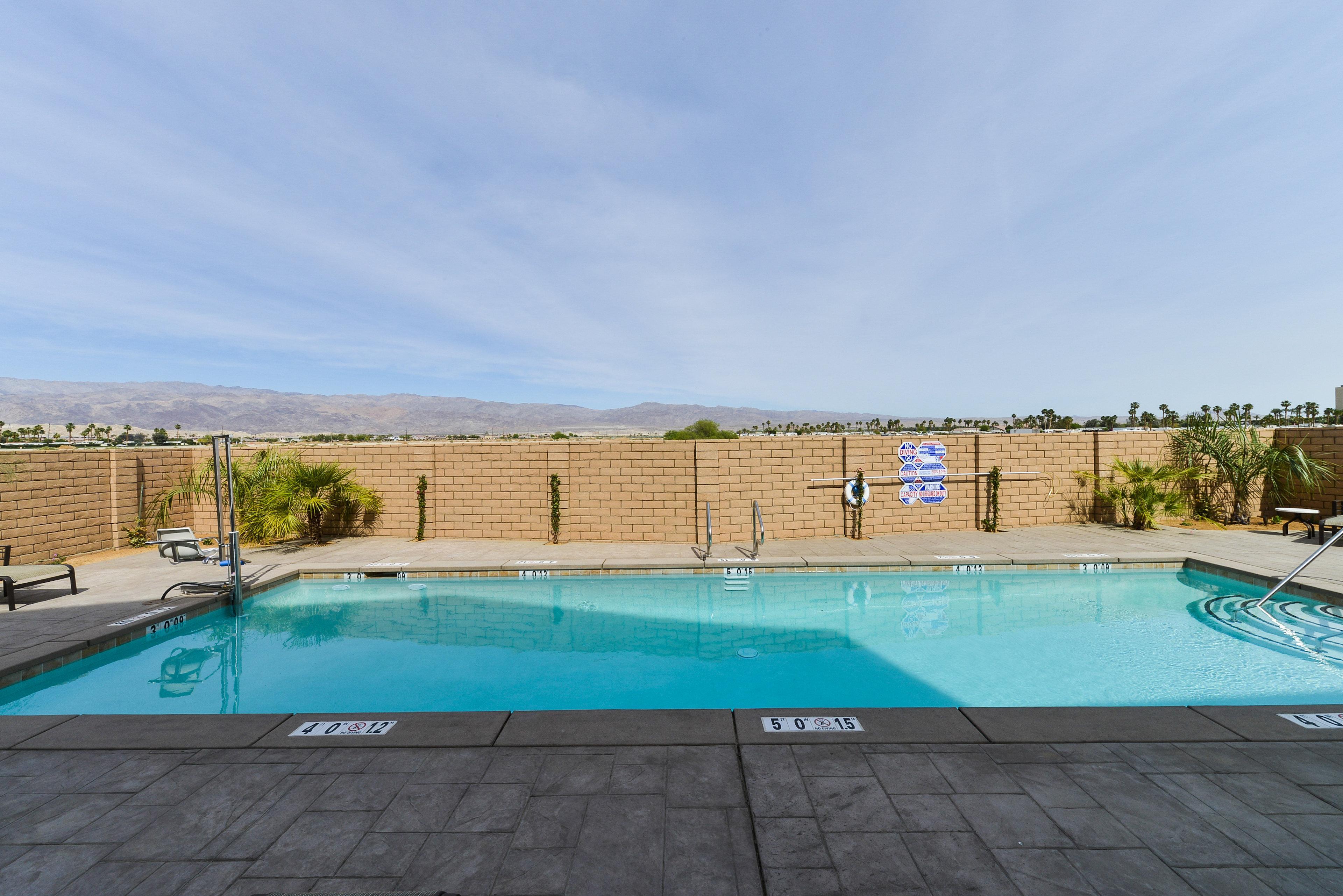 Holiday Inn Express & Suites Indio - Coachella Valley By Ihg Dış mekan fotoğraf