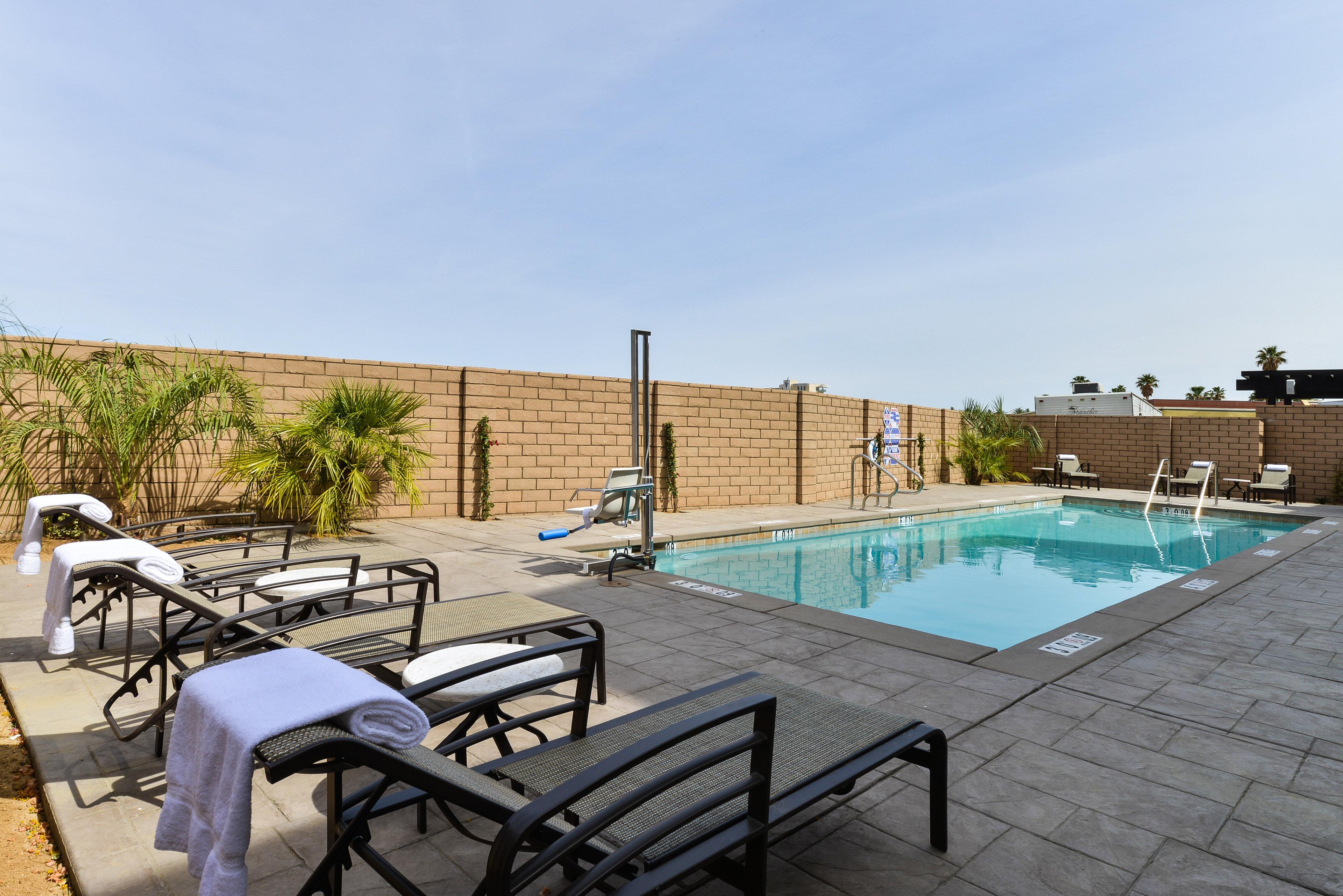 Holiday Inn Express & Suites Indio - Coachella Valley By Ihg Dış mekan fotoğraf