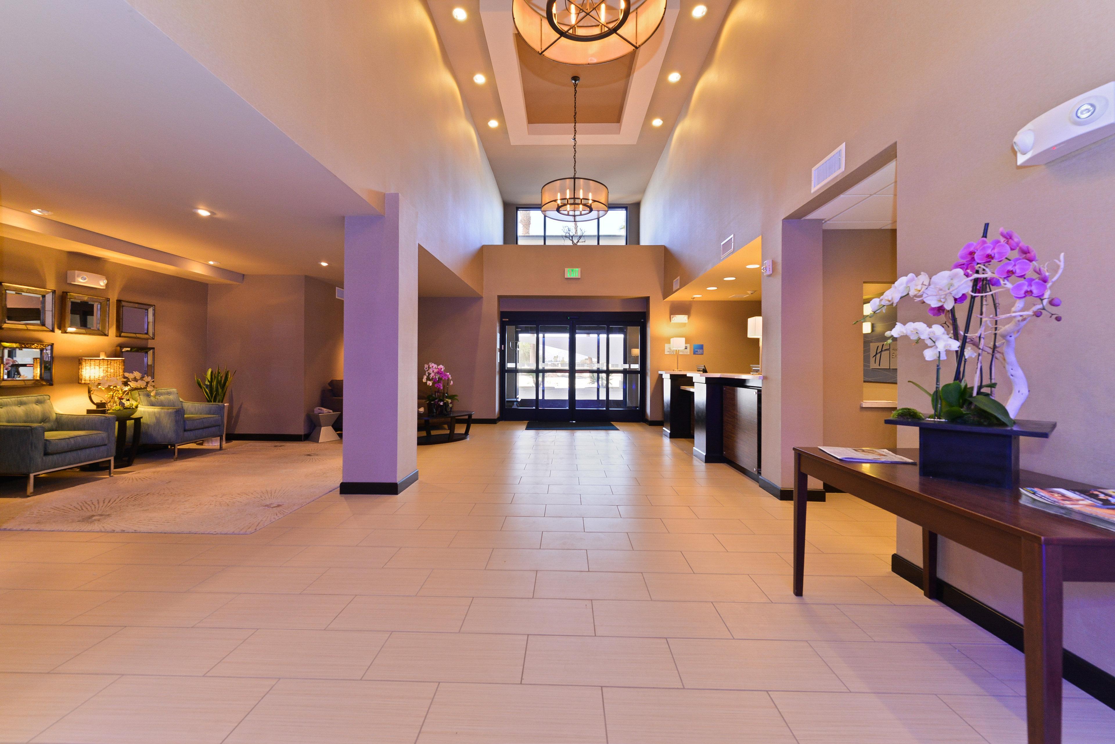 Holiday Inn Express & Suites Indio - Coachella Valley By Ihg Dış mekan fotoğraf